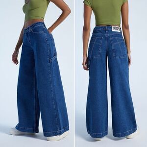 Ragged Priest Sweeper Wide Leg Jeans Size 26 Blue NWOT